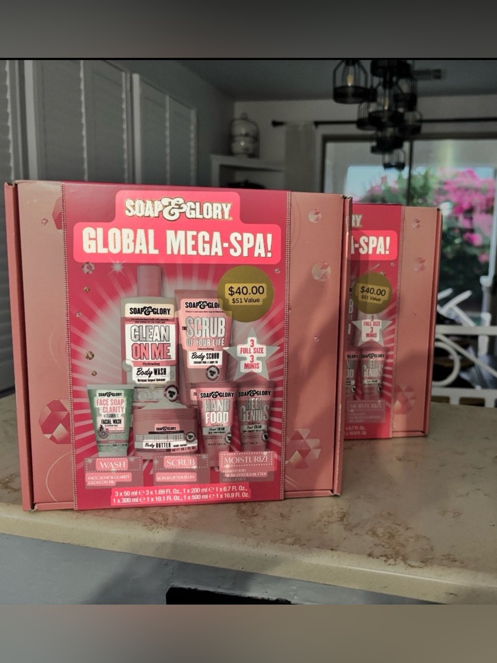 2 NEW SOAP AND GLORY FEELING SPA-STRUCK Gift Set Global Mega Spa